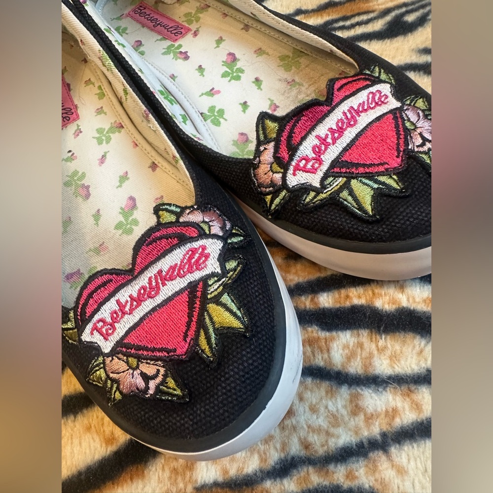 Betsey Johnson Black Flats with Pink Heart Patch